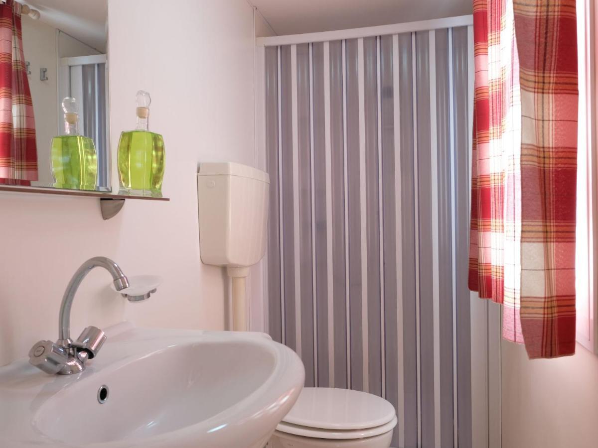 Holiday Home Camping Thurium By Interhome Marina di Schiavonea Exterior photo